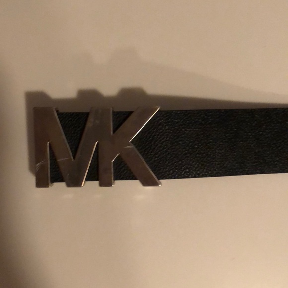 Men’s black and dark grey Michael kors belt - Picture 3 of 5
